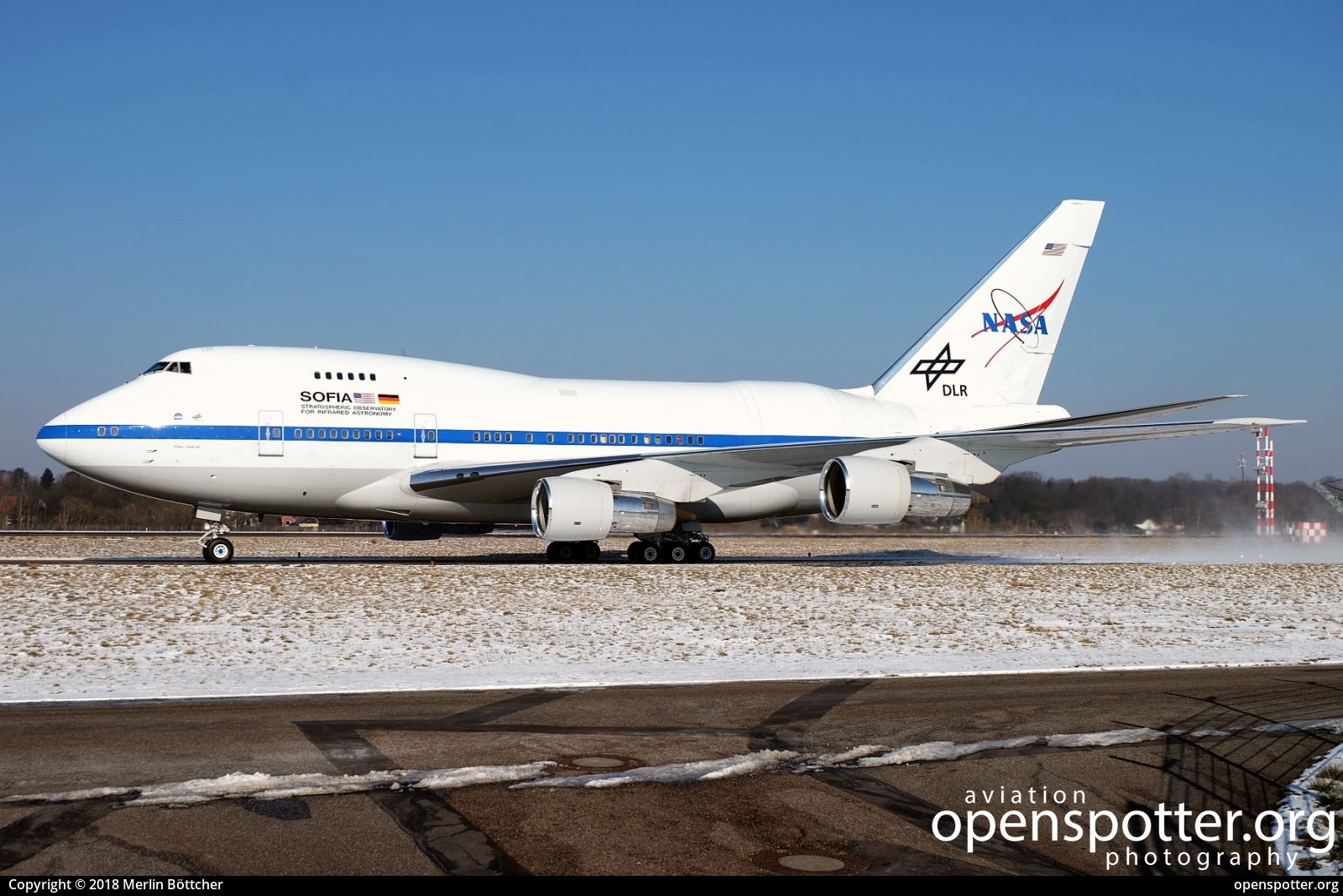 N747NA - NASA (National Aeronautics and Space Administration) Boeing 747SP-21 at Hamburg Airport (Fuhlsbüttel Airport) (HAM/EDDH) taken by Merlin Böttcher | openspotter.org | ID: 52010