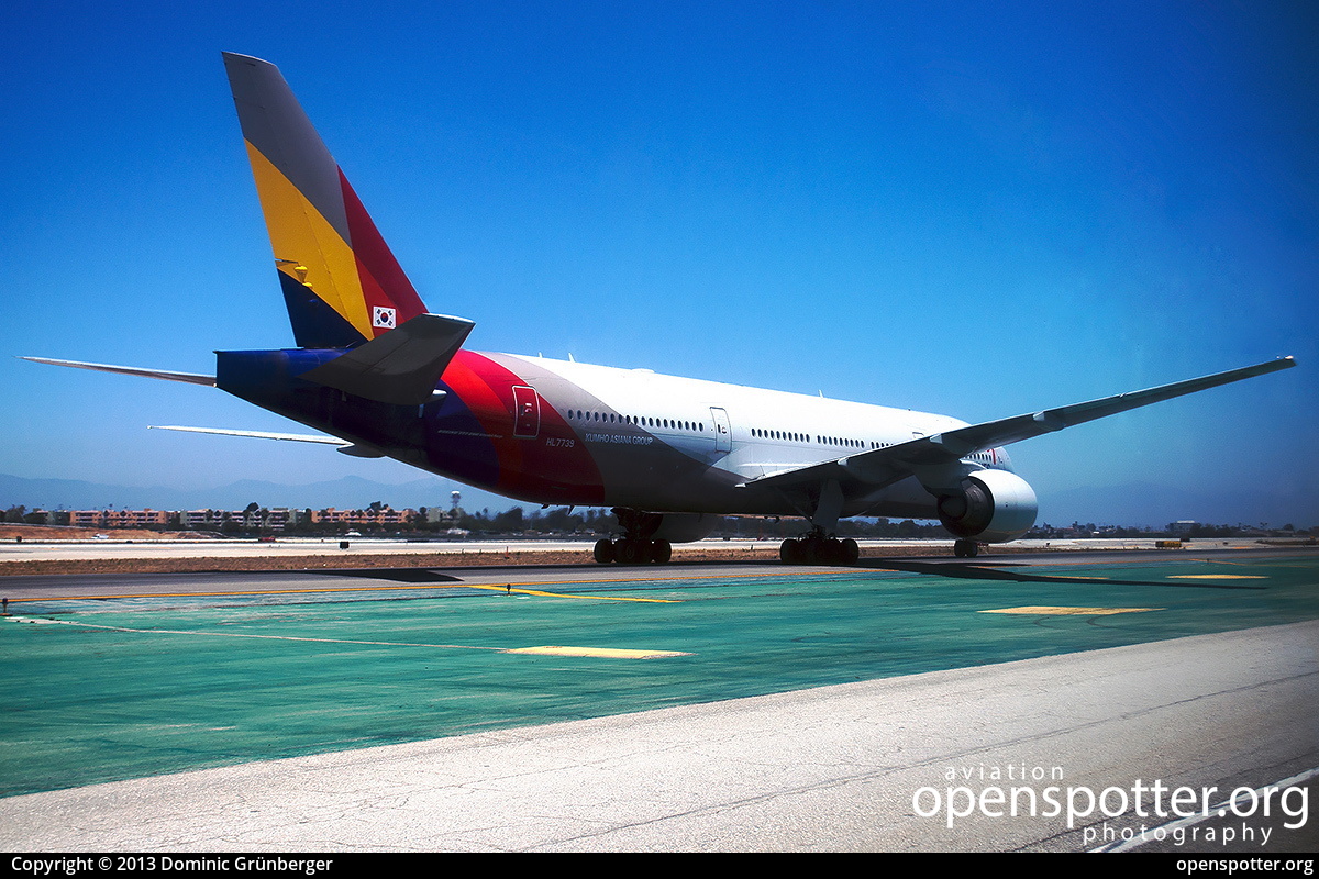 HL7739 - Asiana Airlines Boeing 777-28E(ER) at Los Angeles International Airport (LAX/KLAX) taken by Dominic Grünberger | openspotter.org | ID: 8934