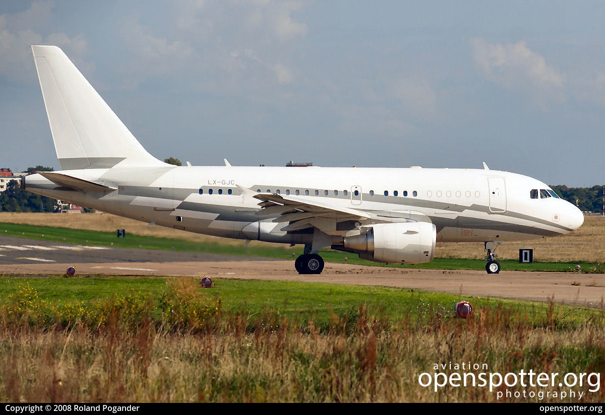 LX-GJC - Global Jet Luxembourg Airbus A318-112 Elite at Berlin-Tempelhof International Airport (THF/EDDI) taken by Roland Pogander | openspotter.org | ID: 4094