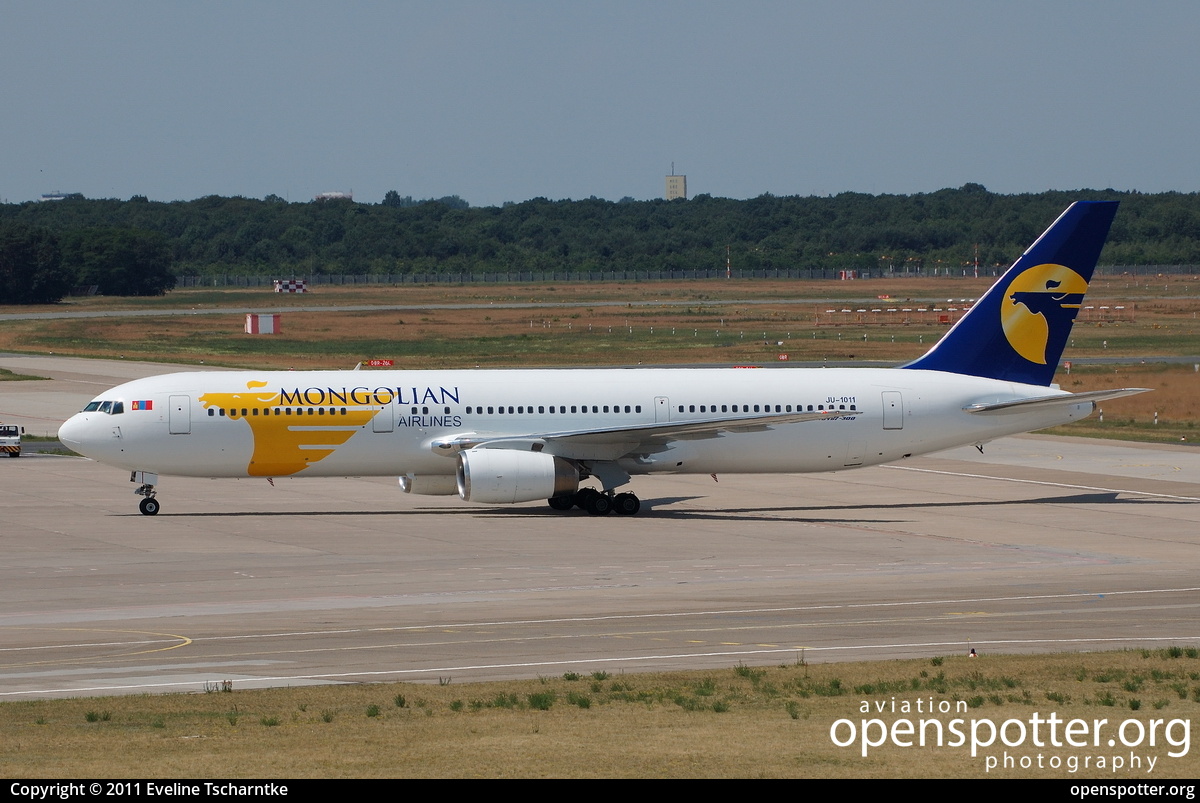JU-1011 - MIAT - Mongolian Airlines Boeing 767-3W0(ER) at Berlin-Tegel Airport (TXL/EDDT) taken by Eveline Tscharntke | openspotter.org | ID: 1249