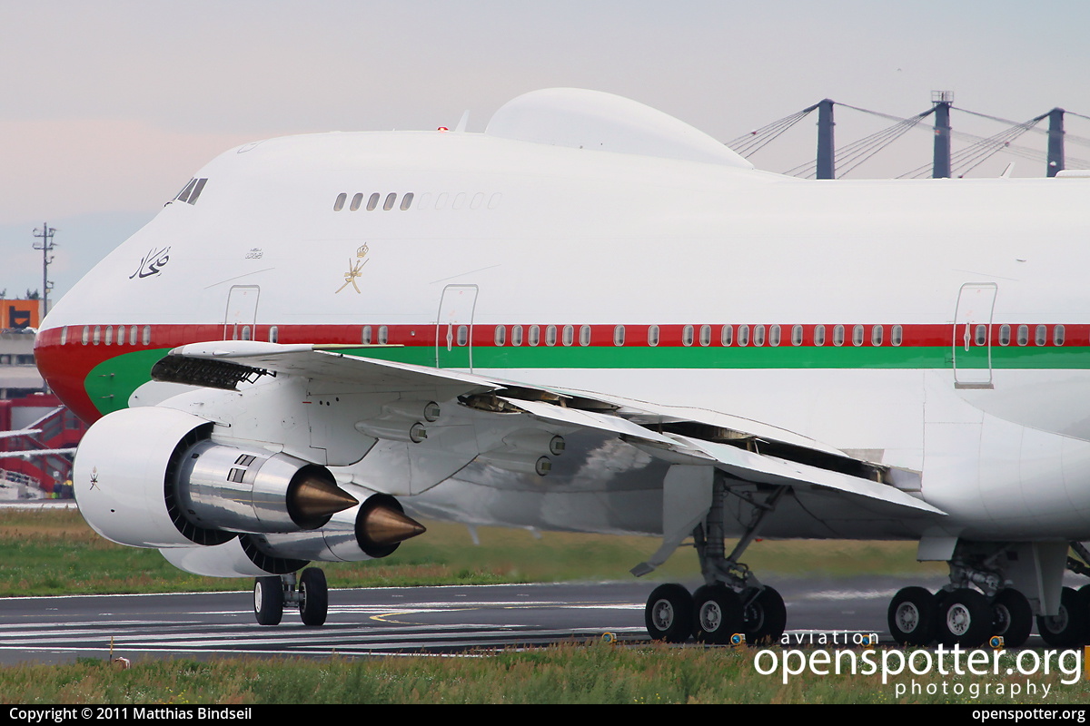 A4O-SO - Oman Royal Flight Boeing 747SP-27 at Berlin-Tegel Airport (TXL/EDDT) taken by Matthias Bindseil | openspotter.org | ID: 8563