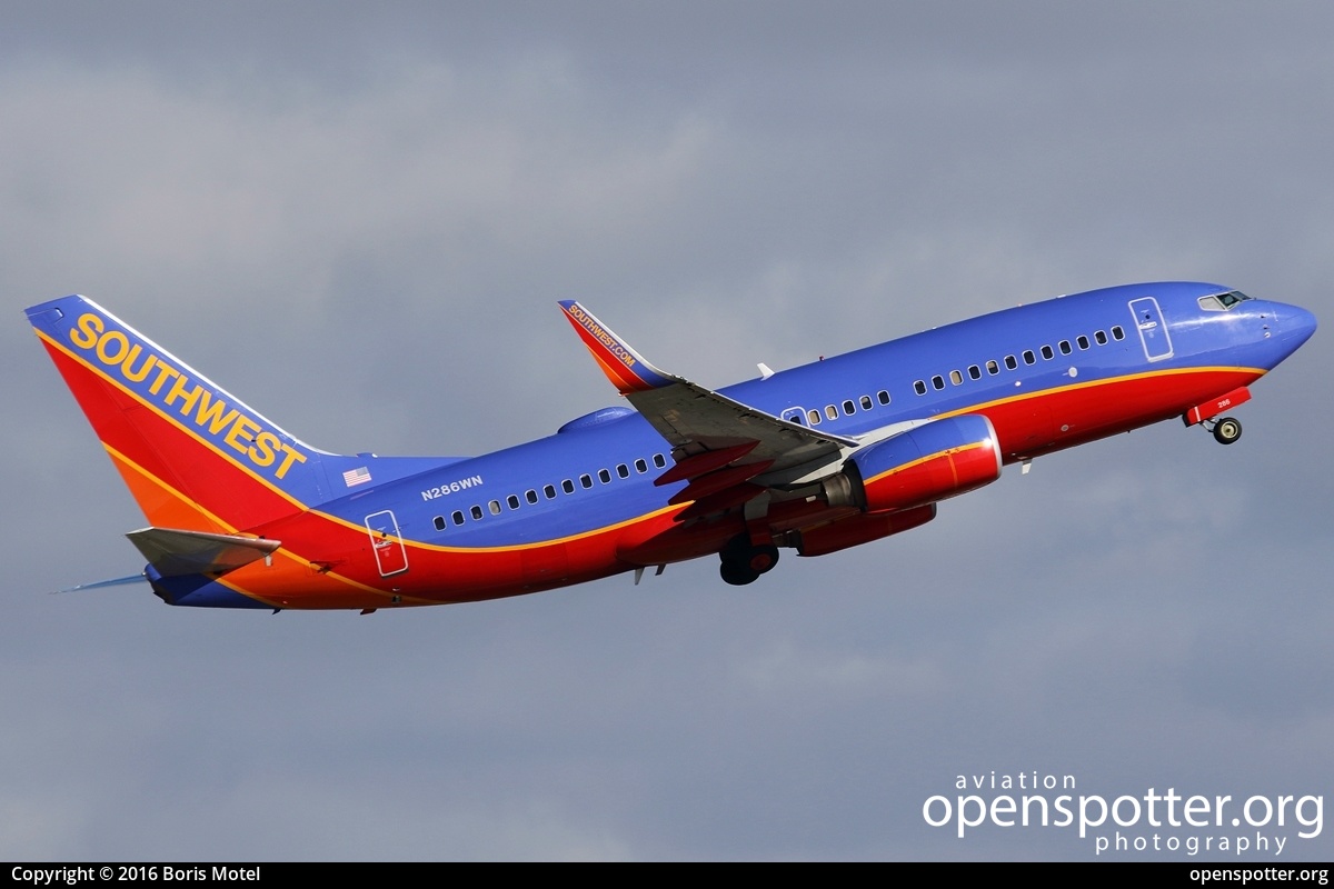N286WN - Southwest Airlines Boeing 737-7H4(WL) at Fort Lauderdale-Hollywood International Airport (FLL/KFLL) taken by Boris Motel | openspotter.org | ID: 42334