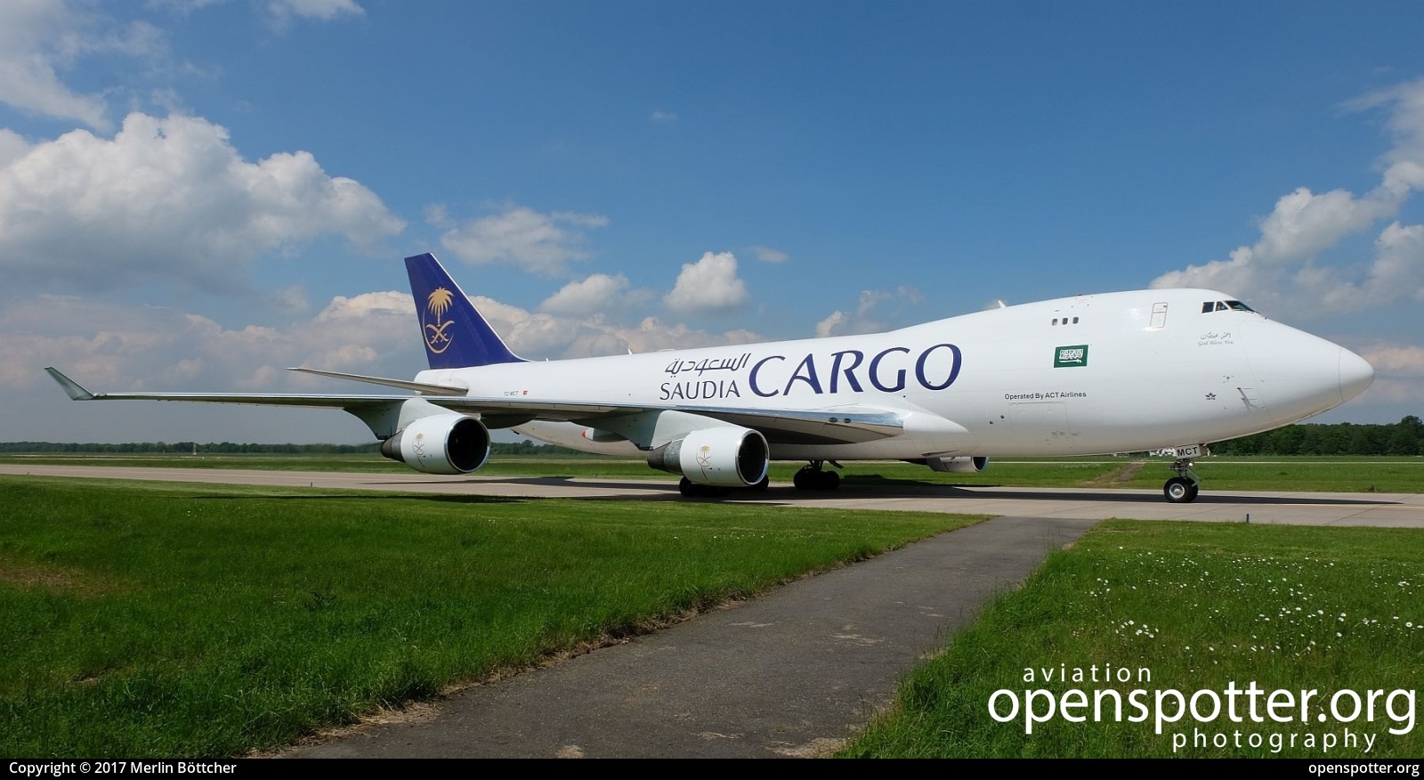 TC-MCT - ACT Havayollari Boeing 747-412F at Hanover-Langenhagen Airport (HAJ/EDDV) taken by Merlin Böttcher | openspotter.org | ID: 43095