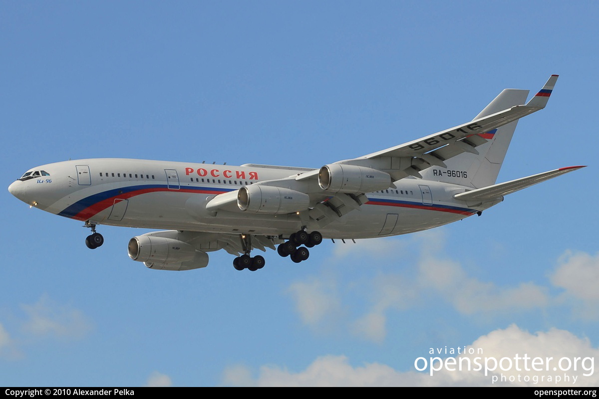 RA-96016 - Rossiya - Special Flight Detachment Ilyushin Il-96-300PU at Berlin-Tegel Airport (TXL/EDDT) taken by Alexander Pelka | openspotter.org | ID: 10991
