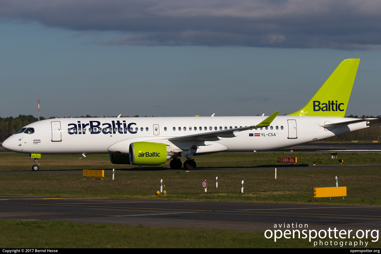 YL-CSA - Air Baltic Bombardier CSeries CS300 (BD-500-1A11) at Berlin-Tegel Airport (TXL/EDDT) taken by Bernd Hesse | openspotter.org | ID: 42292