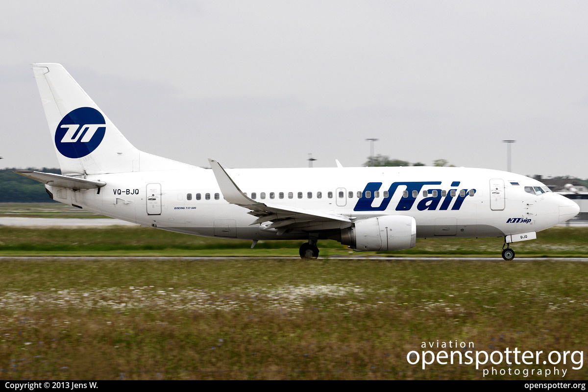VQ-BJQ - UTair Aviation Boeing 737-524(WL) at Hanover-Langenhagen Airport (HAJ/EDDV) taken by Jens W. | openspotter.org | ID: 7443