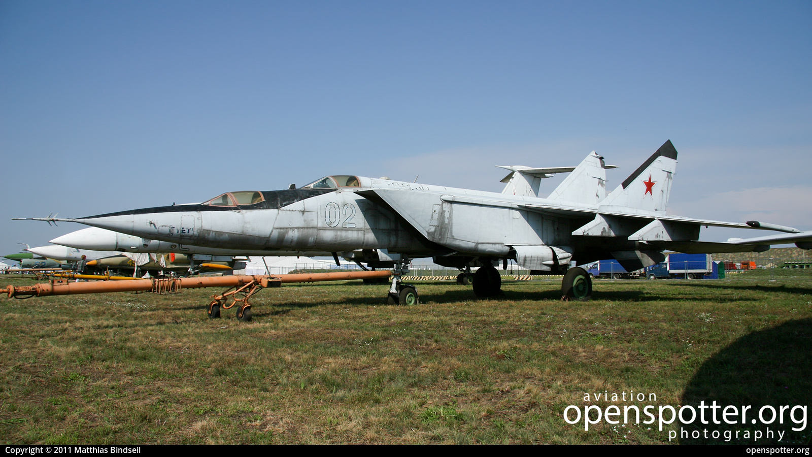 02 BLUE - Russian Federation Air Force Mikoyan-Gurevich MiG-25PU Foxbat C at Zhukovsky International Airport (ZIA/UUBW) taken by Matthias Bindseil | openspotter.org | ID: 45657
