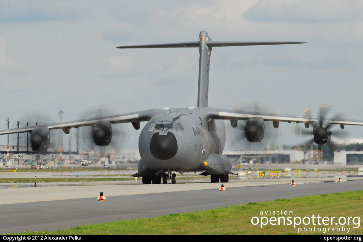 EC-404 - Airbus Military Airbus A400M at Berlin-Schönefeld International Airport (SXF/EDDB) taken by Alexander Pelka | openspotter.org | ID: 10226