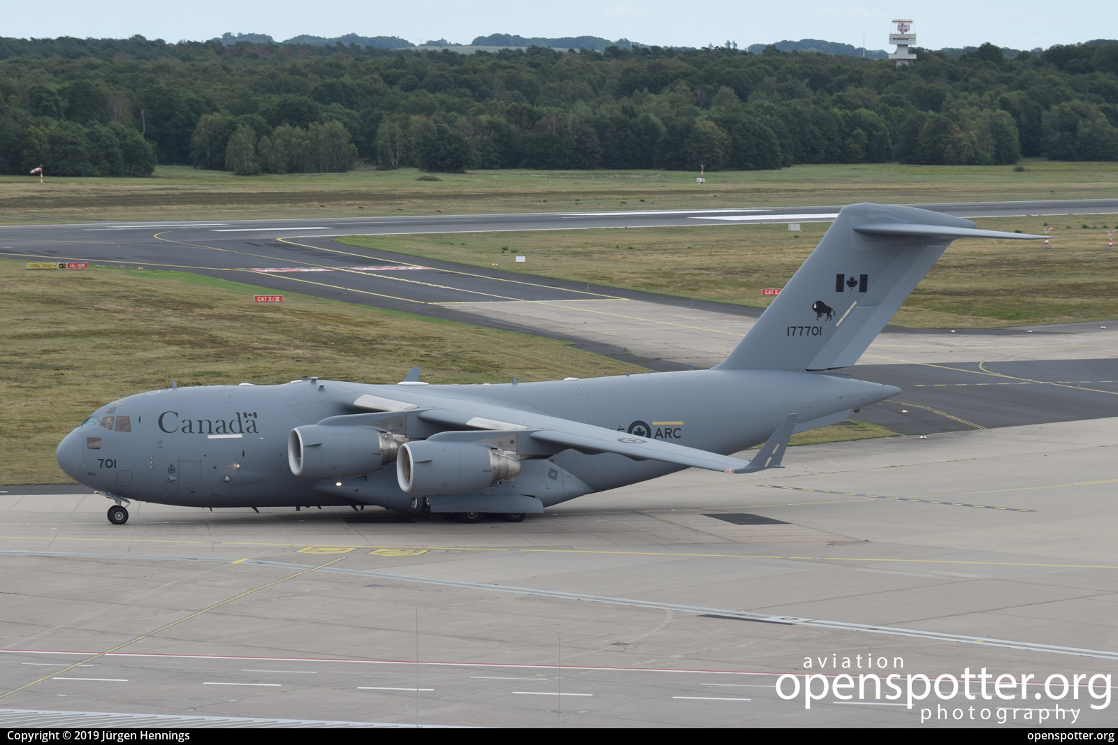 177701 - Royal Canadian Air Force Boeing CC-177 Globemaster III (C-17A) at Cologne Bonn Airport (Köln/Bonn - Konrad Adenauer) (CGN/EDDK) taken by Jürgen Hennings | openspotter.org | ID: 63709