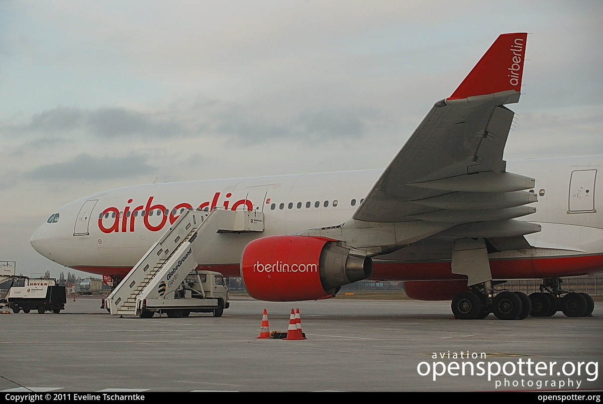 D-AERQ - Air Berlin Airbus A330-322 at Berlin-Tegel Airport (TXL/EDDT) taken by Eveline Tscharntke | openspotter.org | ID: 2259
