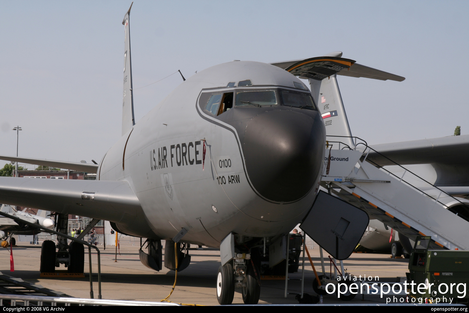 58-0100 - US Airforce (USAF) Boeing KC-135R at Berlin-Schönefeld International Airport (SXF/EDDB) taken by VG Archiv | openspotter.org | ID: 88813
