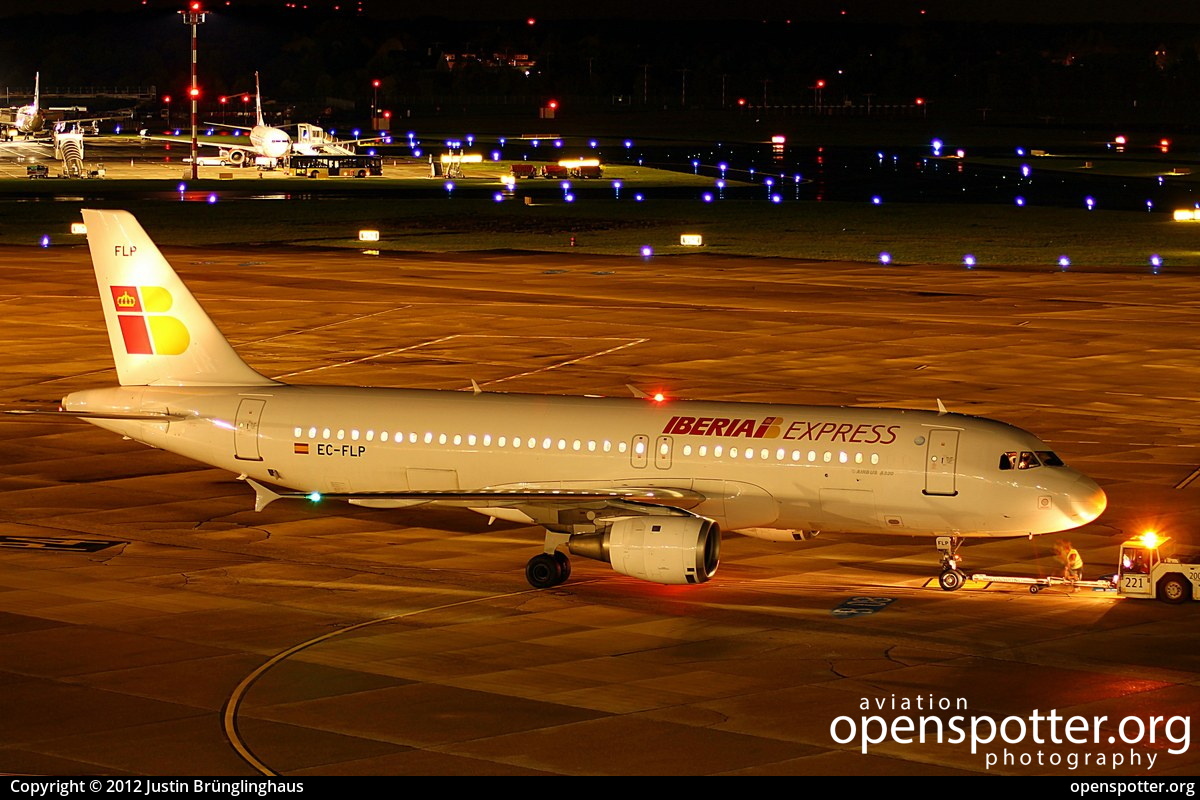 EC-FLP - Iberia Express Airbus A320-211 at Düsseldorf International Airport (DUS/EDDL) taken by Justin Brünglinghaus | openspotter.org | ID: 4791