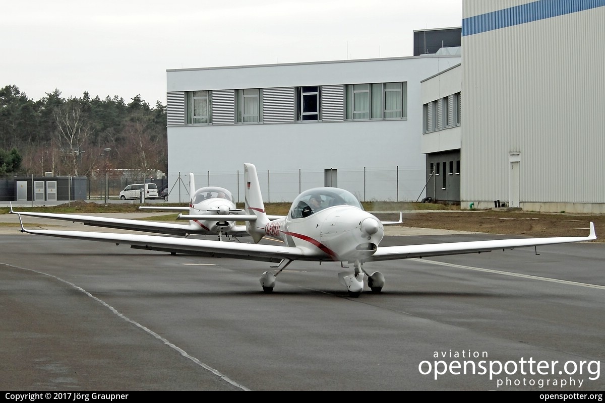 D-ENSM - Private / Untitled Aquila A210 at Braunschweig-Wolfsburg Regional Airport (BWE/EDVE) taken by Jörg Graupner | openspotter.org | ID: 39173