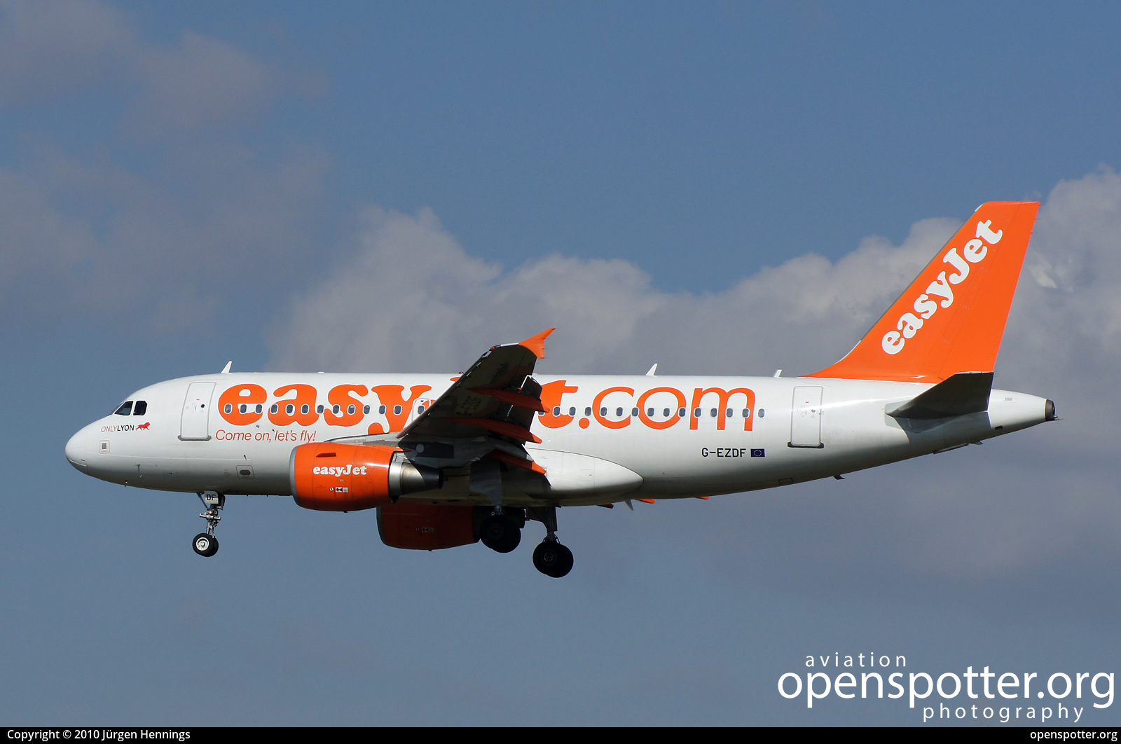 G-EZDF - easyJet Airbus A319-111 at Berlin-Schönefeld International Airport (SXF/EDDB) taken by Jürgen Hennings | openspotter.org | ID: 68854