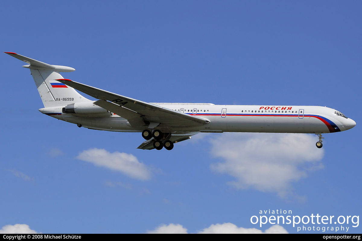 RA-86559 - Rossiya - Russian Airlines Ilyushin Il-62M at Berlin-Tegel Airport (TXL/EDDT) taken by Michael Schütze | openspotter.org | ID: 13166