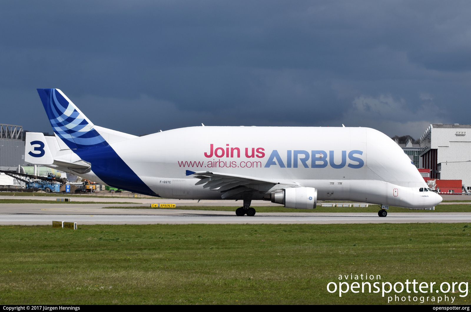 F-GSTC - Airbus Transport International Airbus A300-608ST Beluga (F) at Hamburg Finkenwerder Airport (XFW/EDHI) taken by Jürgen Hennings | openspotter.org | ID: 42629