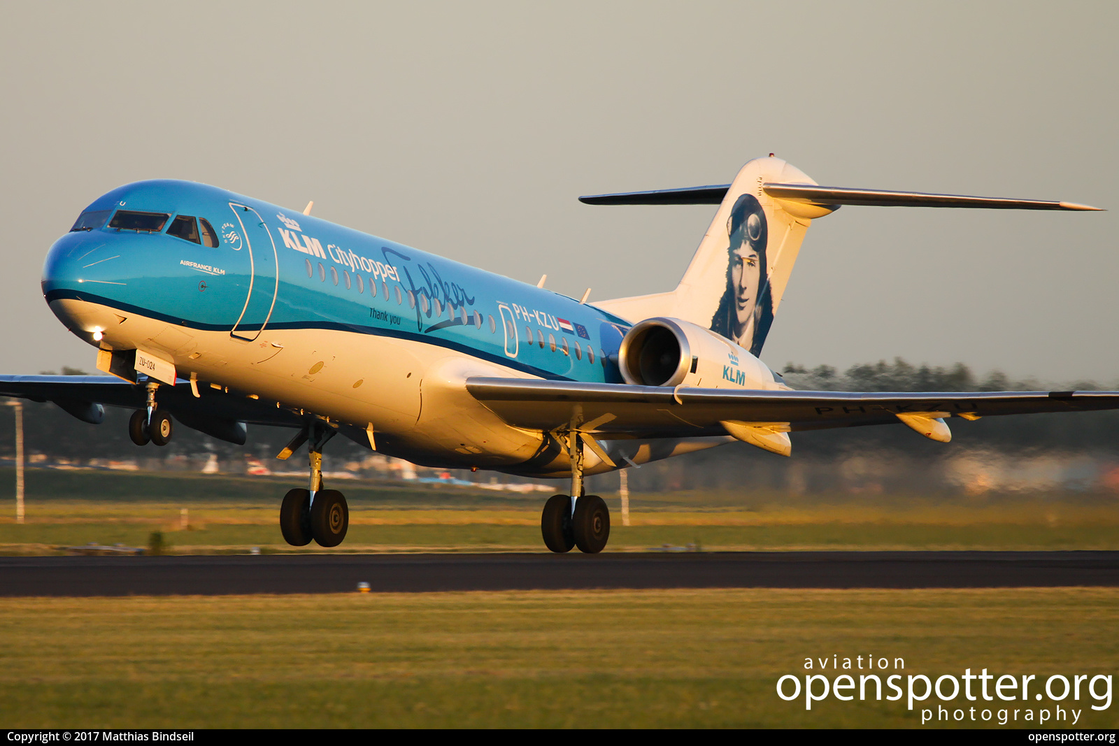 PH-KZU - KLM Cityhopper Fokker F70 at Schiphol Airport (AMS/EHAM) taken by Matthias Bindseil | openspotter.org | ID: 45225