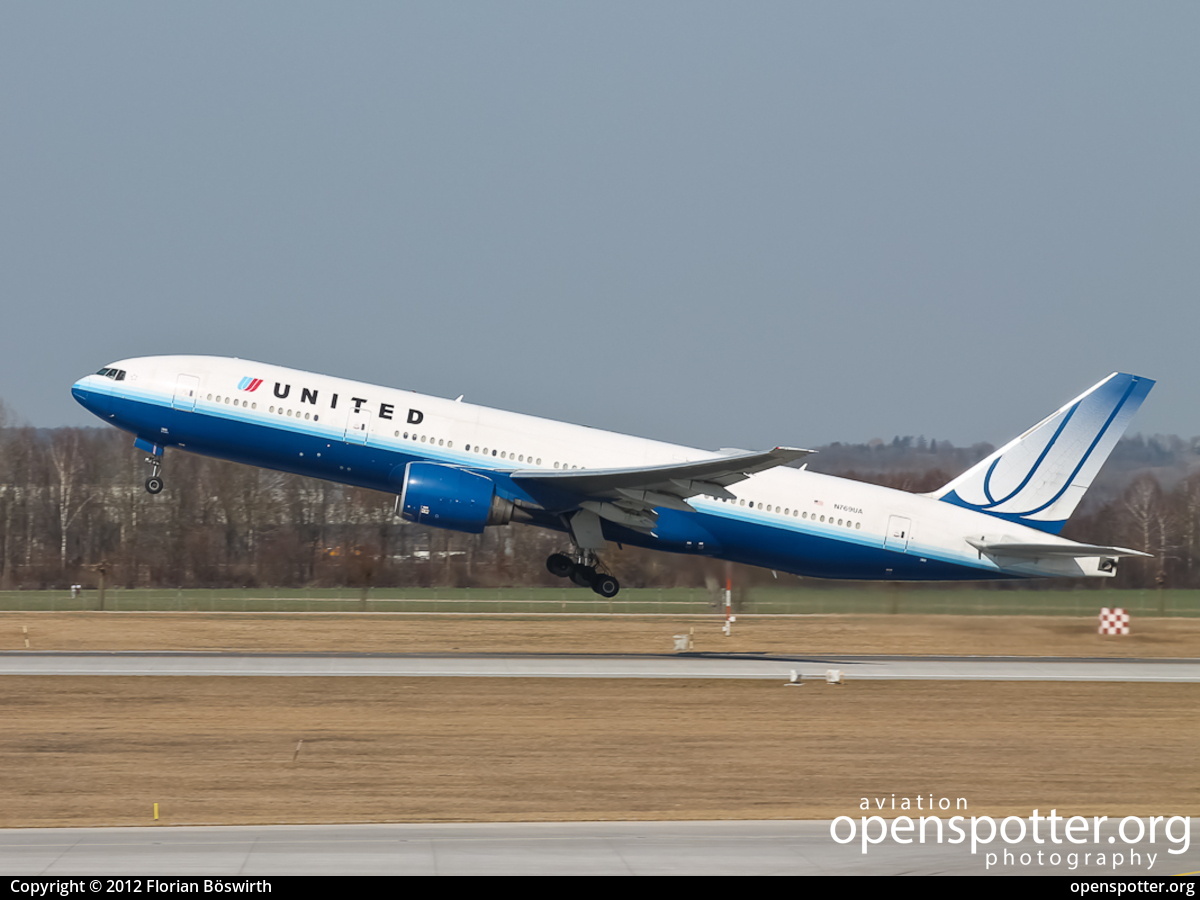N769UA - United Airlines Boeing 777-222 at Franz Josef Strauss International Airport (MUC/EDDM) taken by Florian Böswirth | openspotter.org | ID: 2586