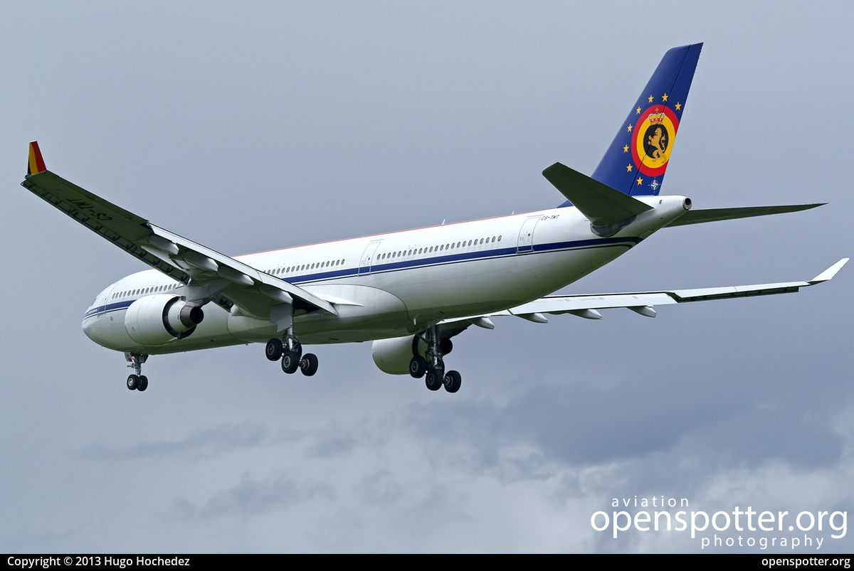 CS-TMT - Belgian Air Force Airbus A330-322 at Clermont-Ferrand Auvergne Airport (CFE/LFLC) taken by Hugo Hochedez | openspotter.org | ID: 11769