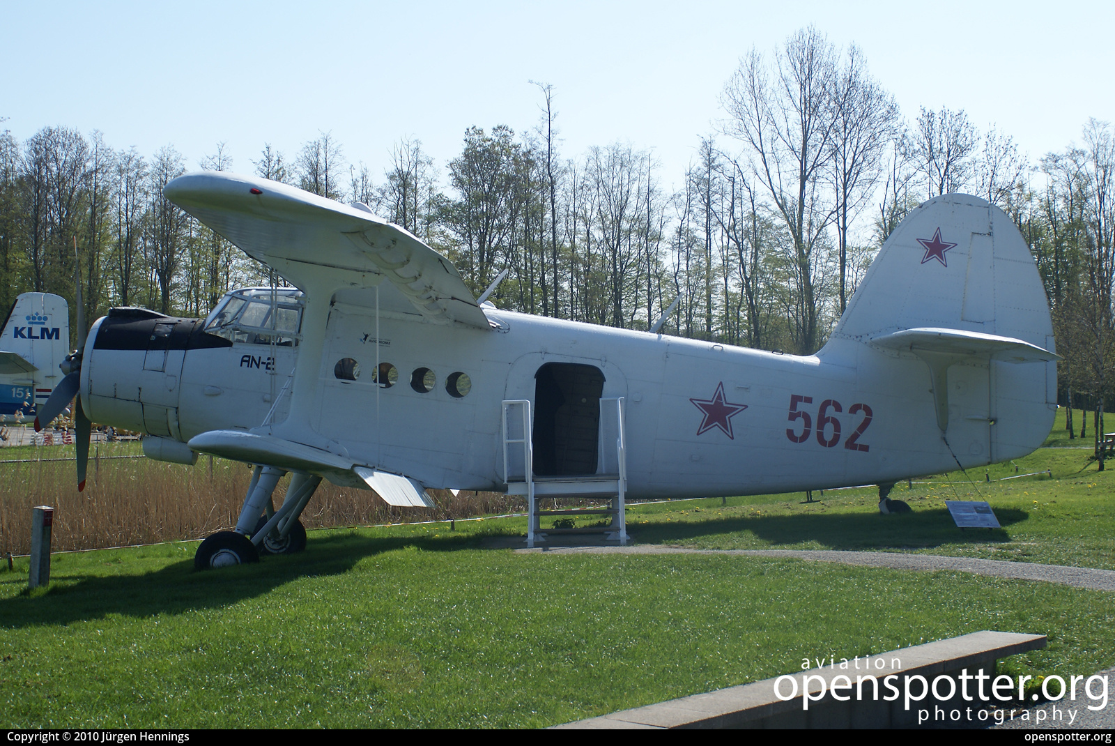 562 - Private / Untitled Antonov An-2 at Lelystad Airport (LEY/EHLE) taken by Jürgen Hennings | openspotter.org | ID: 54117