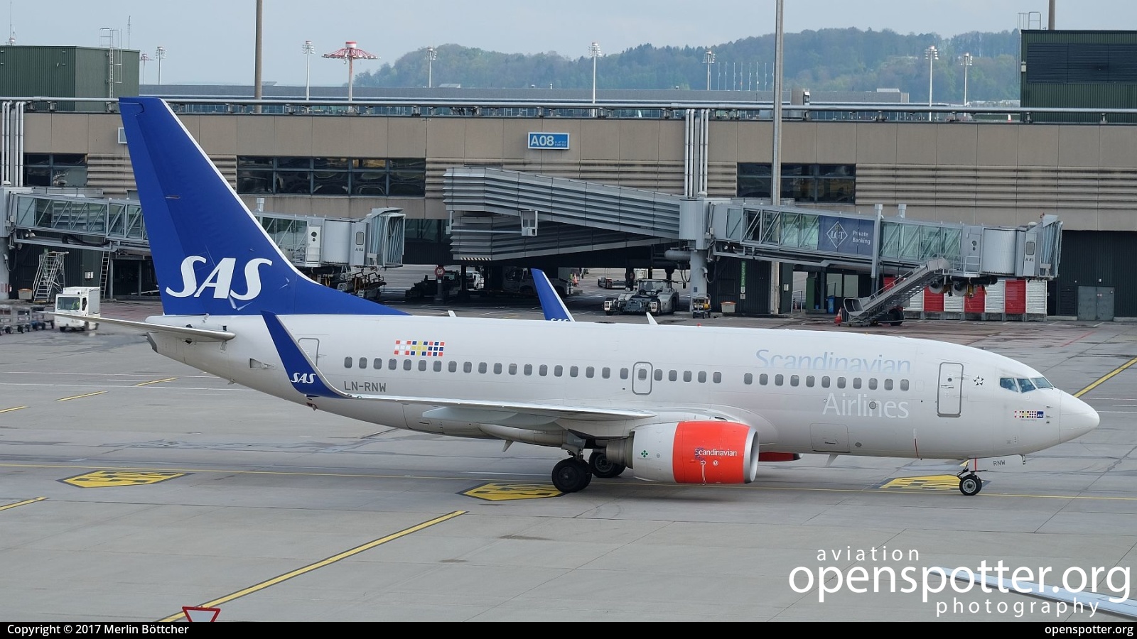 LN-RNW - Scandinavian Airlines Boeing 737-783(WL) at Zurich International Airport (ZRH/LSZH) taken by Merlin Böttcher | openspotter.org | ID: 42478