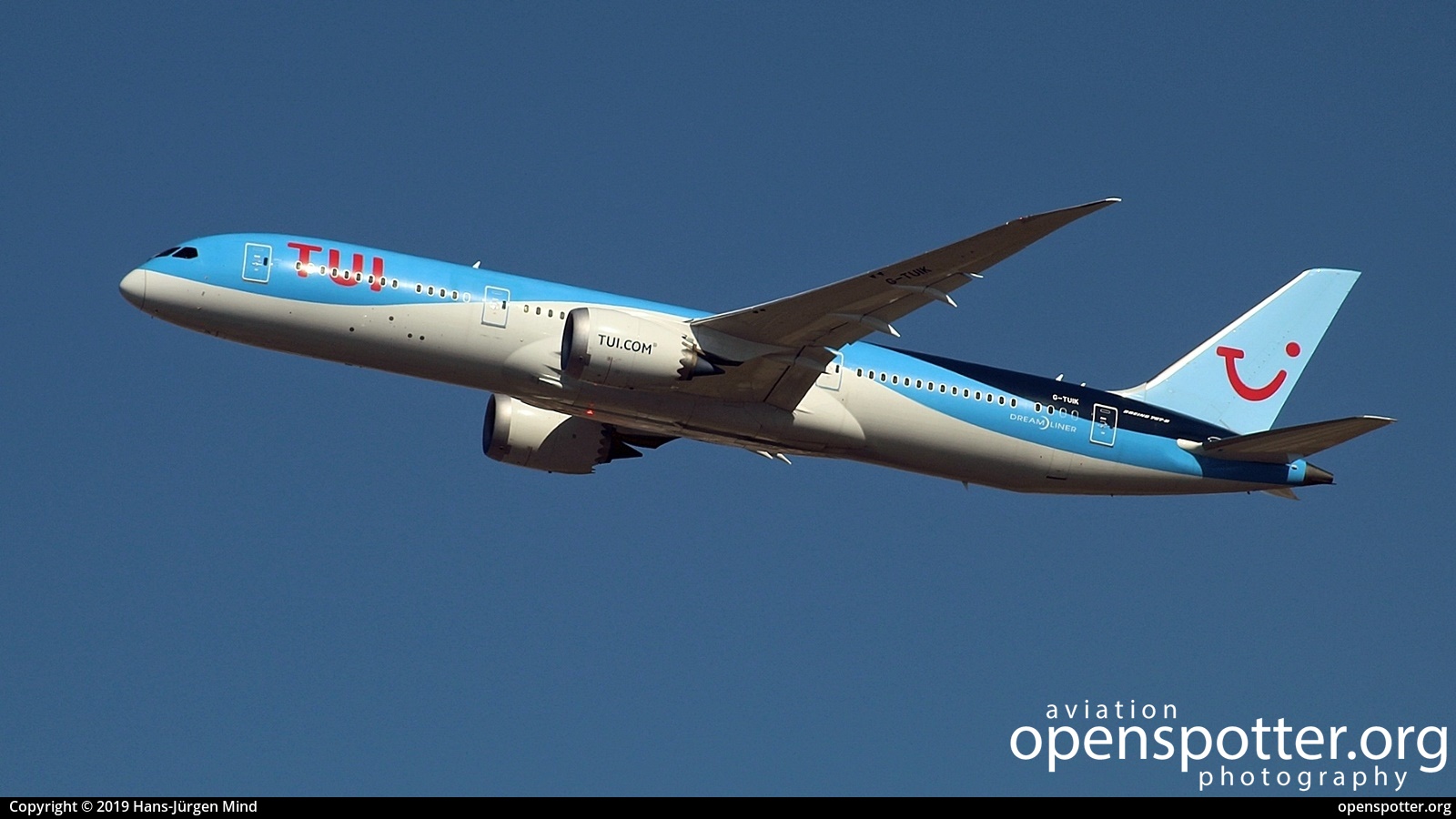 G-TUIK - TUI Airways UK ( United Kingdom ) Boeing 787-9 Dreamliner at Palma de Mallorca Airport (Son Sant Joan Airport) (PMI/LEPA) taken by Hans-Jürgen Mind | openspotter.org | ID: 67301