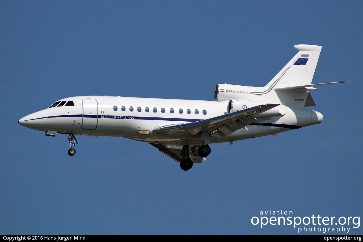 MM62210 - Italy Air Force (Aeronautica Militare) Dassault Falcon 900EX at Berlin-Tegel Airport (TXL/EDDT) taken by Hans-Jürgen Mind | openspotter.org | ID: 31761