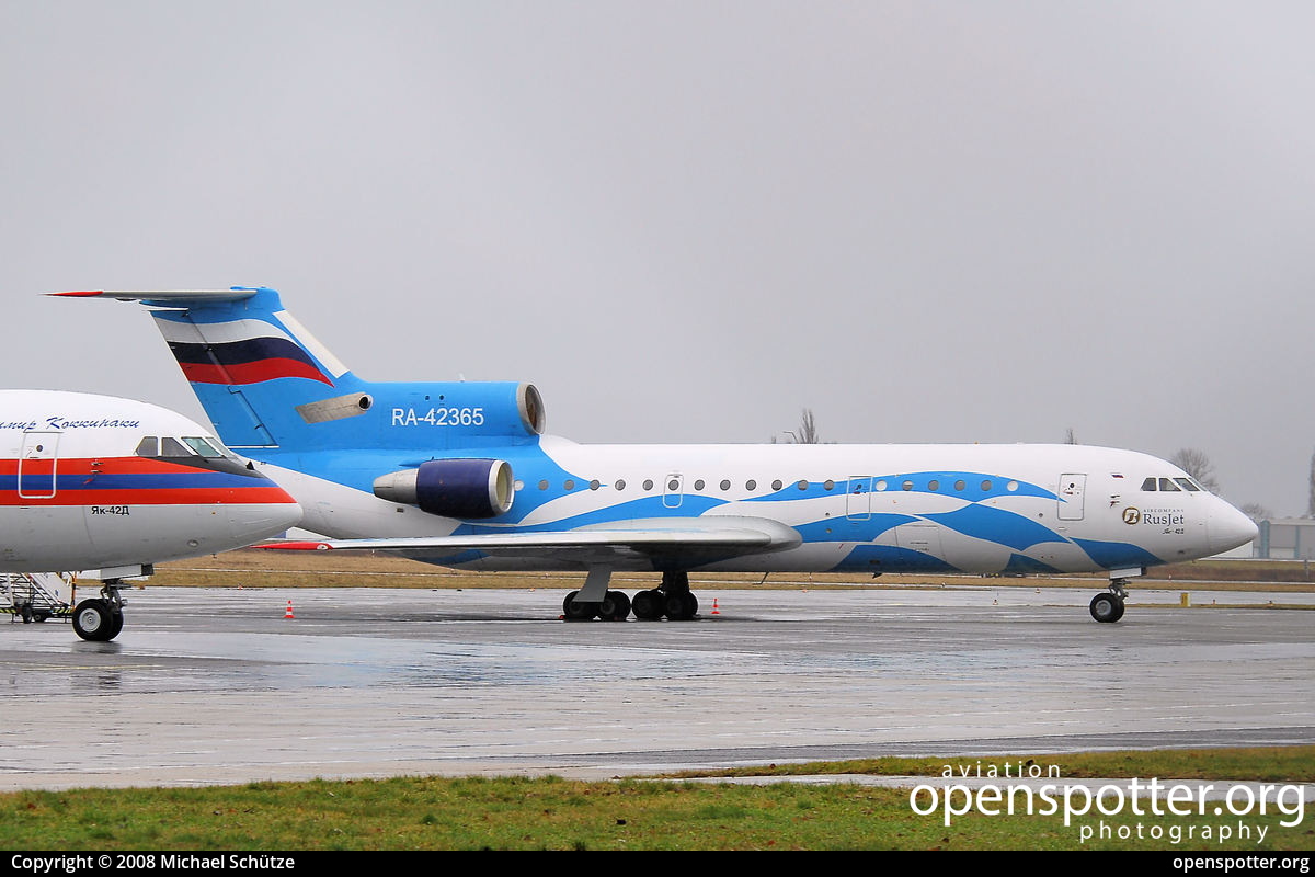 RA-42365 - Tulpar Air Yakovlev Yak-42D at Berlin-Schönefeld International Airport (SXF/EDDB) taken by Michael Schütze | openspotter.org | ID: 13178