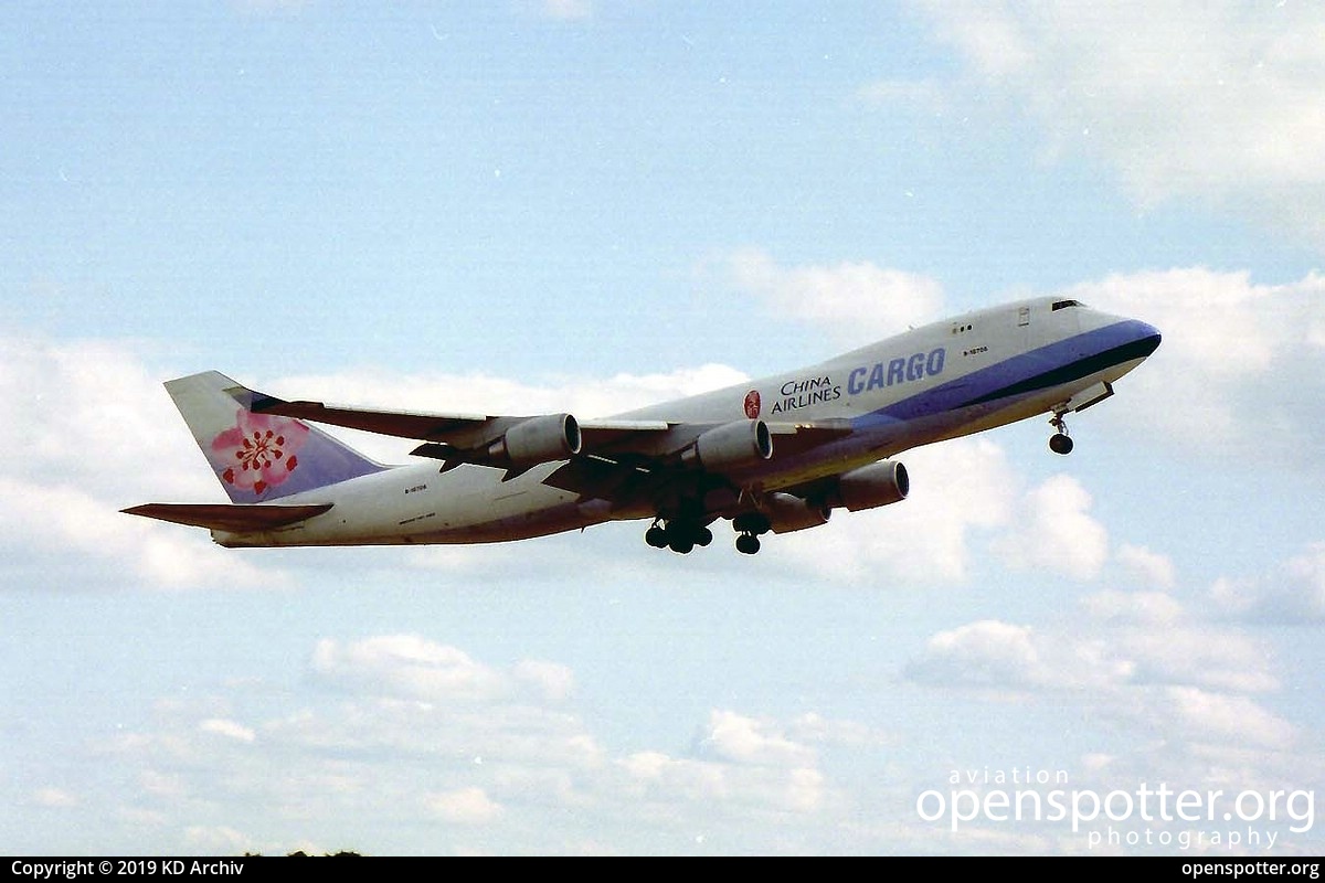 B-18706 - China Airlines Boeing 747-409F at Manchester Airport (MAN/EGCC) taken by KD Archiv | openspotter.org | ID: 61150