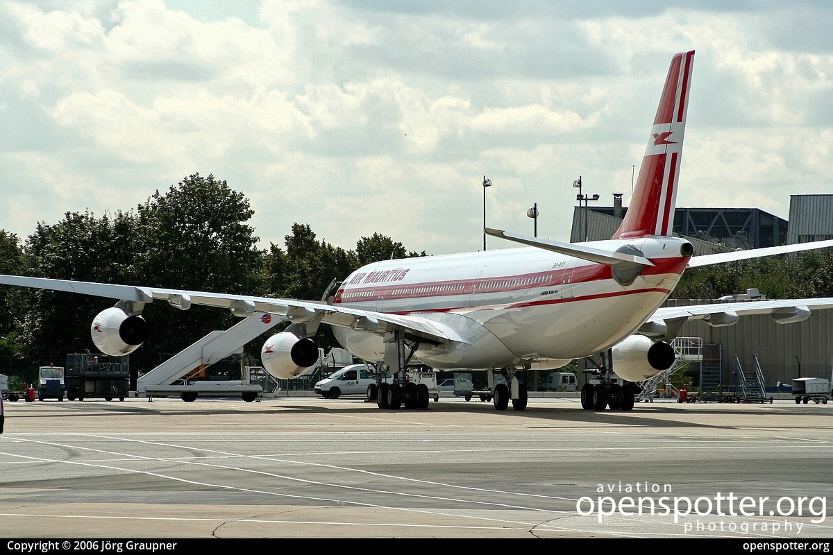 3B-NAY - Air Mauritius Airbus A340-313X at Charles de Gaulle International Airport (Roissy Airport) (CDG/LFPG) taken by Jörg Graupner | openspotter.org | ID: 5438