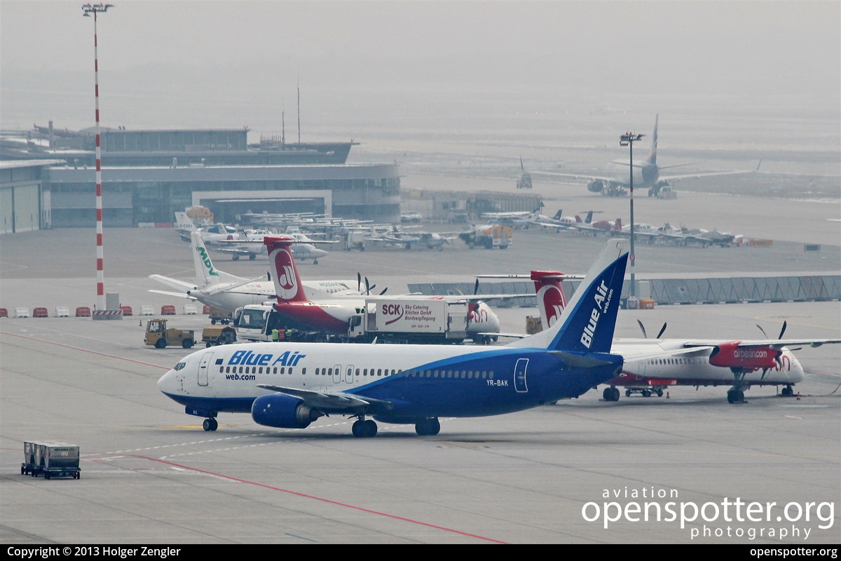 YR-BAK - Blue Air Boeing 737-430 at Echterdingen Airport (STR/EDDS) taken by Holger Zengler | openspotter.org | ID: 10961