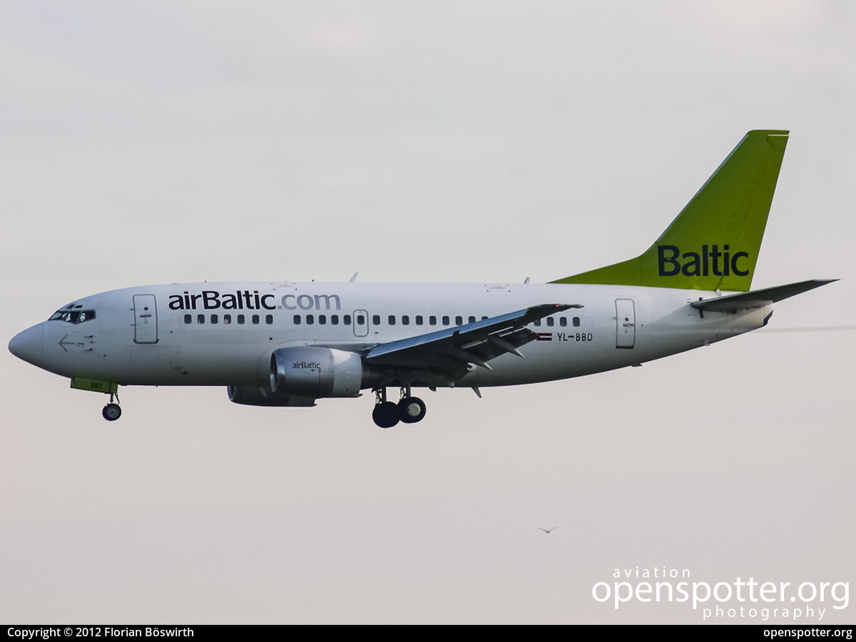YL-BBD - Air Baltic Boeing 737-53S at Franz Josef Strauss International Airport (MUC/EDDM) taken by Florian Böswirth | openspotter.org | ID: 3207