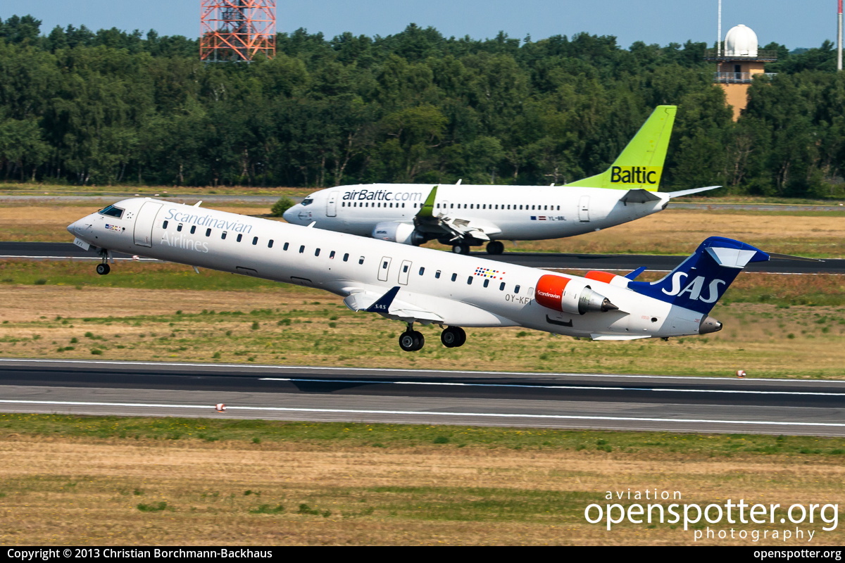 OY-KFI - Scandinavian Airlines Canadair CL-600-2D24 Regional Jet CRJ-900ER at Berlin-Tegel Airport (TXL/EDDT) taken by Christian Borchmann-Backhaus | openspotter.org | ID: 7838