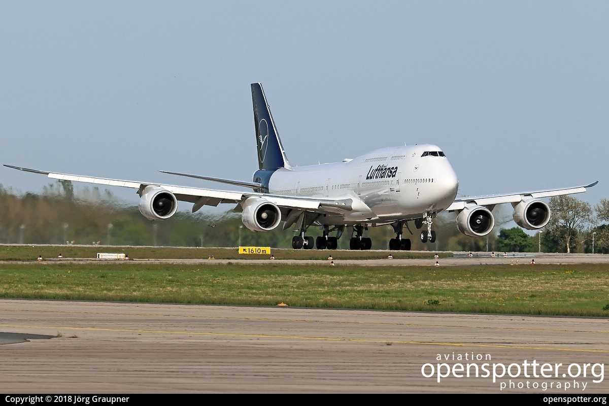 D-ABYA - Lufthansa Boeing 747-830 at Berlin-Schönefeld International Airport (SXF/EDDB) taken by Jörg Graupner | openspotter.org | ID: 57810