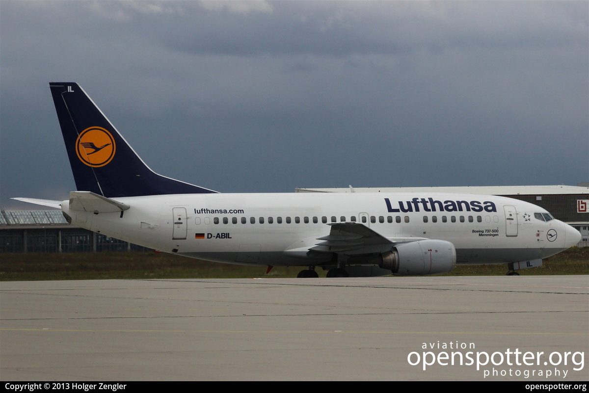 D-ABIL - Lufthansa Boeing 737-530 at Leipzig/Halle Airport (LEJ/EDDP) taken by Holger Zengler | openspotter.org | ID: 10546