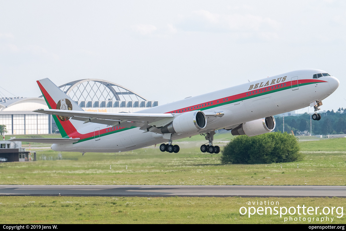 EW-001PB - Belarus Government Boeing 767-32K(ER) at Hamburg Airport (Fuhlsbüttel Airport) (HAM/EDDH) taken by Jens W. | openspotter.org | ID: 61531